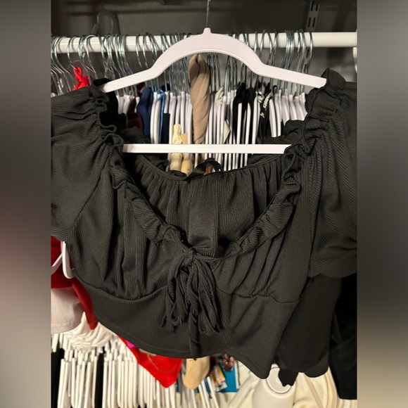 Going out tops, crop tops, tube tops and more. - Picture 12 of 13